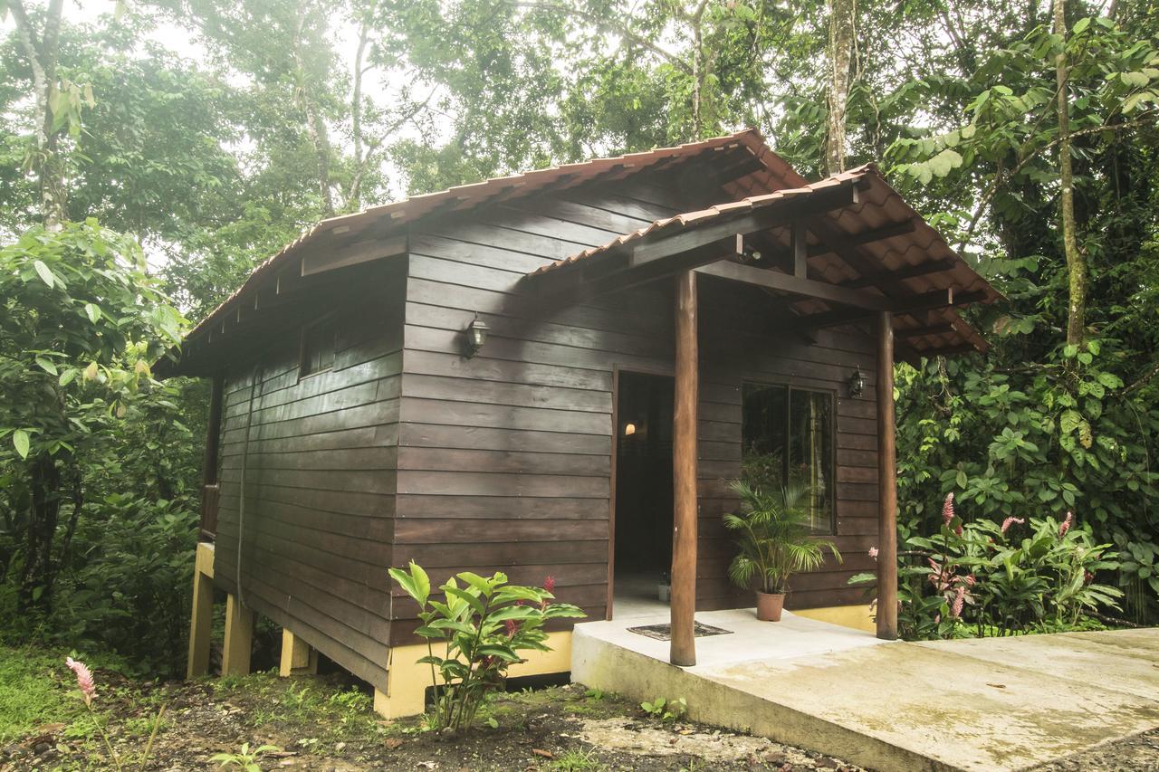 Hotel Rancho Cerro Azul La Fortuna Exterior photo